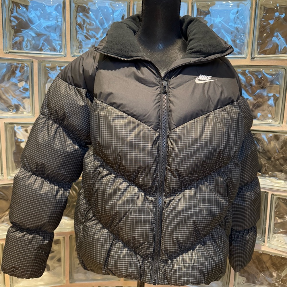 Nike Therma-Fit WindPuffer Grid Padded Loose Fit Jacket Women's Size Small (NWT) - Picture 4 of 14